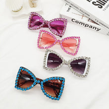 Load image into Gallery viewer, Trendy Fashion Butterfly Frame Sunglasses