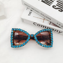 Load image into Gallery viewer, Trendy Fashion Butterfly Frame Sunglasses