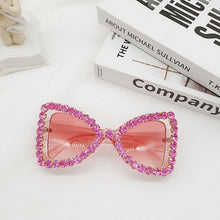 Load image into Gallery viewer, Trendy Fashion Butterfly Frame Sunglasses